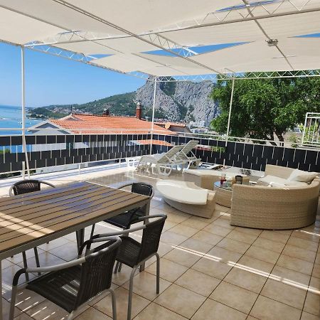 Apartment Vista Omis Bagian luar foto