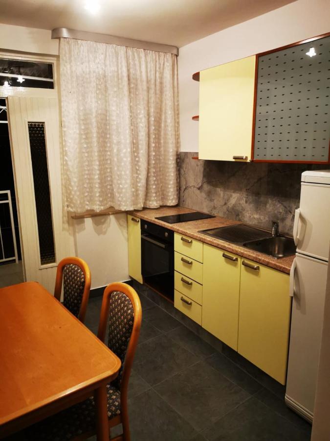 Apartment Vista Omis Bagian luar foto